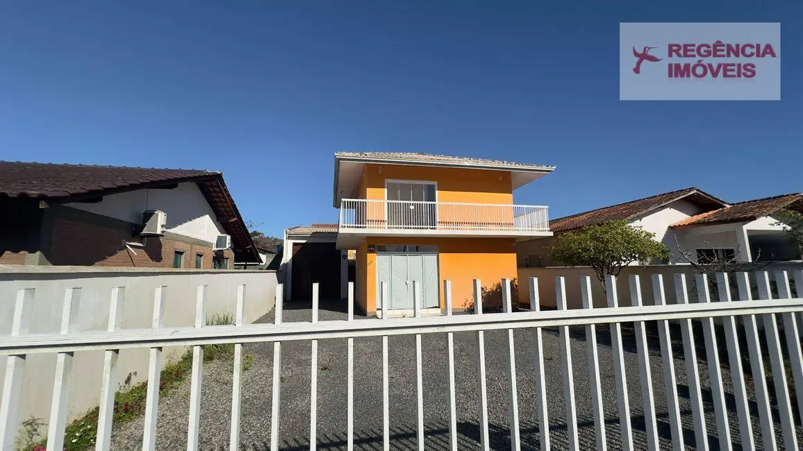Foto 1 de Casa com 2 quartos à venda, 300m2 em Ubatuba, Sao Francisco Do Sul - SC
