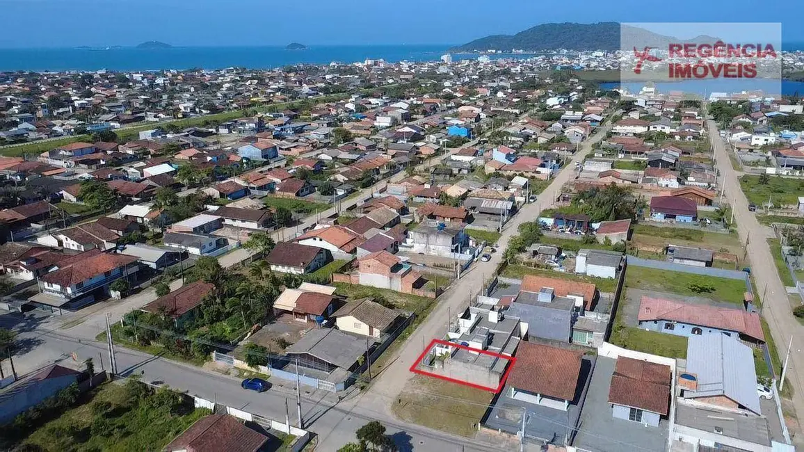 Foto 6 de Casa com 2 quartos à venda, 78m2 em Sao Francisco Do Sul - SC