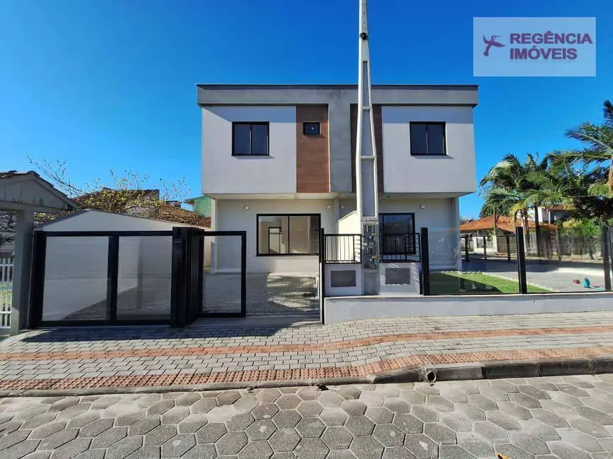Foto 1 de Casa com 3 quartos à venda, 100m2 em Sao Francisco Do Sul - SC