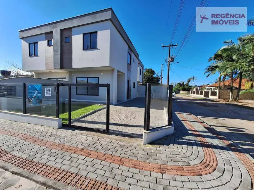 Foto 1 de Casa com 3 quartos à venda, 100m2 em Sao Francisco Do Sul - SC