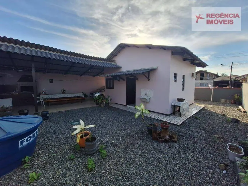 Foto 3 de Casa com 3 quartos à venda, 300m2 em Sao Francisco Do Sul - SC