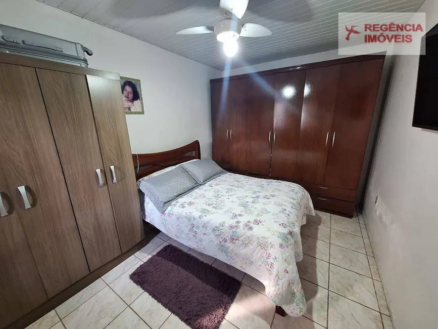 Foto 6 de Casa com 3 quartos à venda, 300m2 em Sao Francisco Do Sul - SC