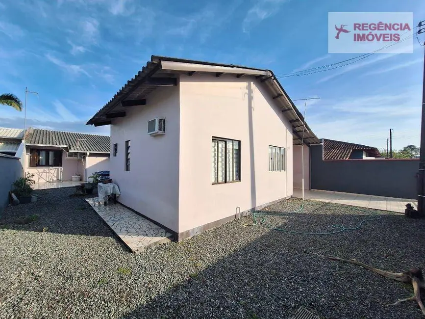 Foto 1 de Casa com 3 quartos à venda, 300m2 em Sao Francisco Do Sul - SC