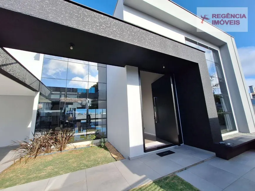 Foto 1 de Casa com 6 quartos à venda, 576m2 em Sao Francisco Do Sul - SC