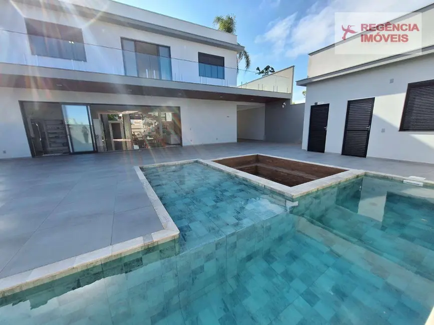 Foto 3 de Casa com 6 quartos à venda, 576m2 em Sao Francisco Do Sul - SC