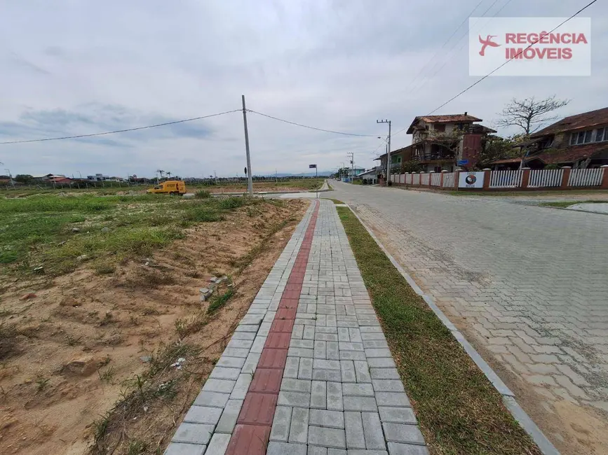 Foto 5 de Terreno / Lote à venda, 360m2 em Sao Francisco Do Sul - SC