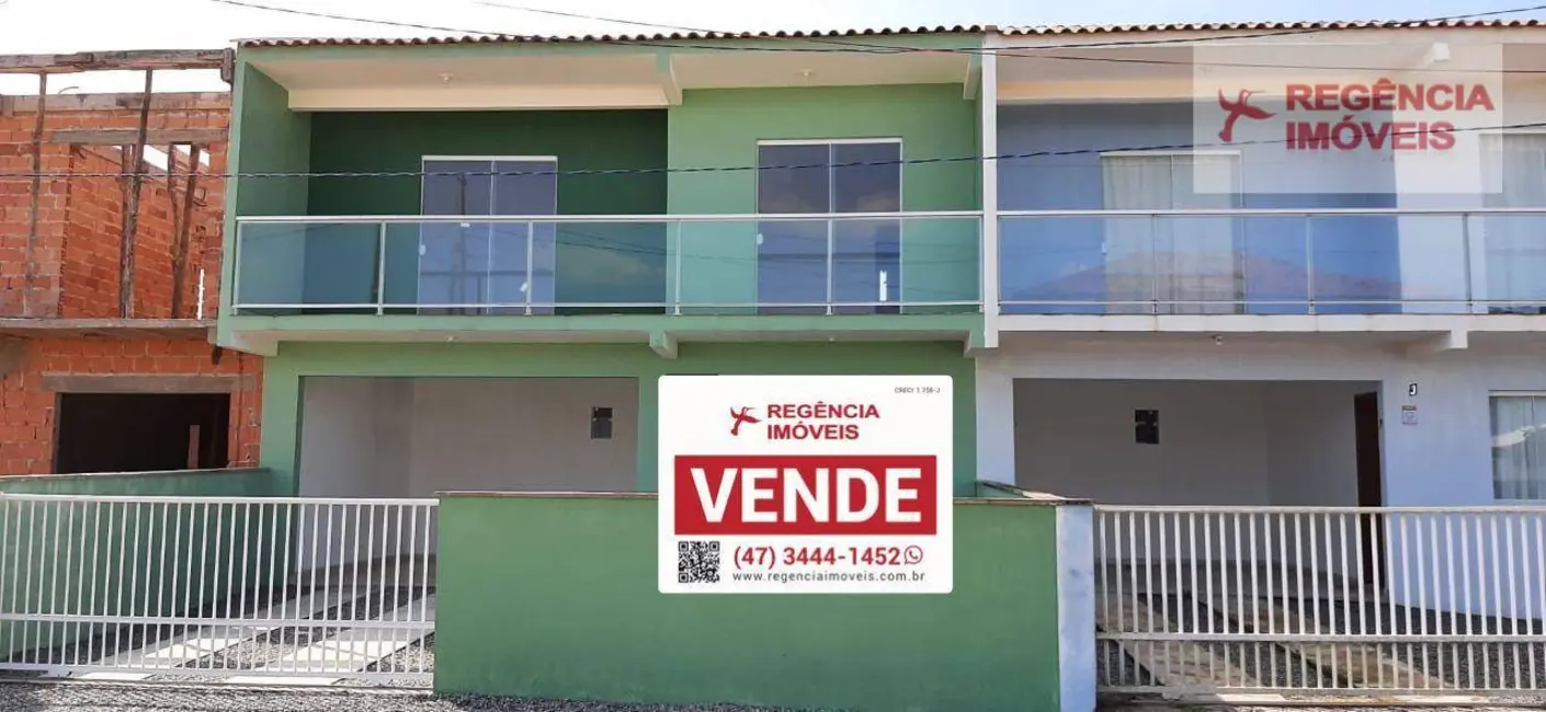 Foto 2 de Casa com 2 quartos à venda, 120m2 em Sao Francisco Do Sul - SC