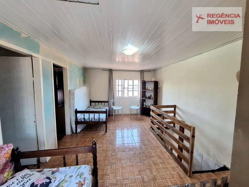 Casa com 4 quartos à venda, 287m2 em Sao Francisco Do Sul - SC - imagem 8 Foto 8 de Casa com 4 quartos à venda, 287m2 em Sao Francisco Do Sul - SC