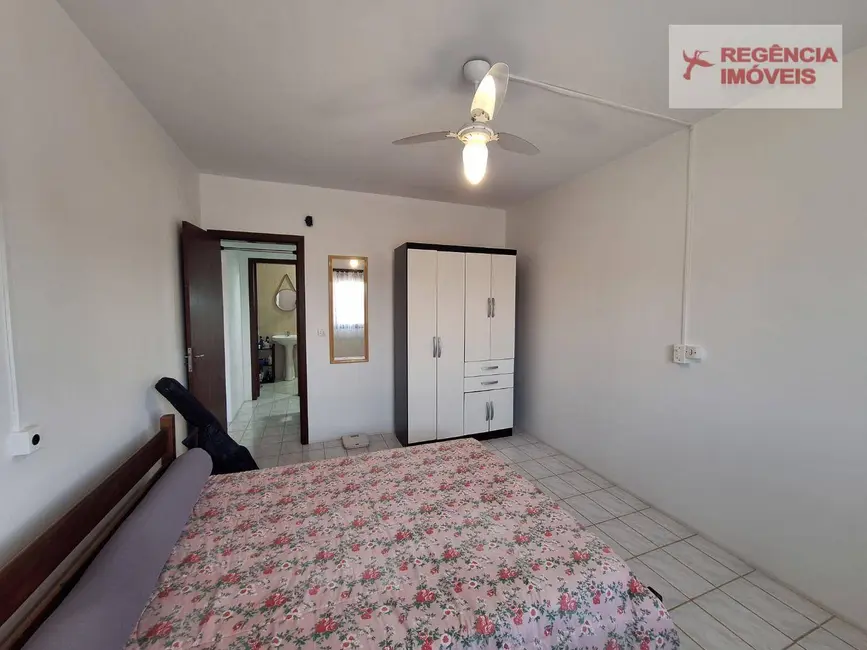 Foto 7 de Casa com 8 quartos à venda, 312m2 em Sao Francisco Do Sul - SC