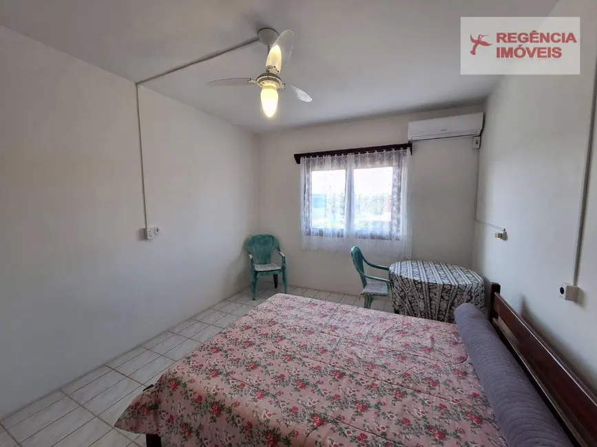 Foto 6 de Casa com 8 quartos à venda, 312m2 em Sao Francisco Do Sul - SC