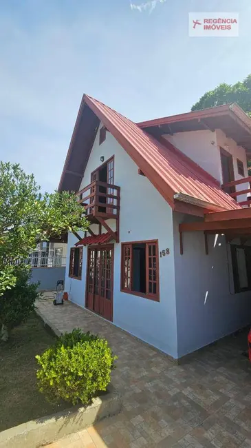 Foto 1 de Casa com 4 quartos à venda, 257m2 em Sao Francisco Do Sul - SC