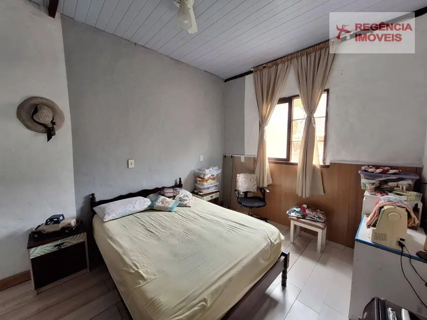 Foto 9 de Casa com 3 quartos à venda, 351m2 em Sao Francisco Do Sul - SC