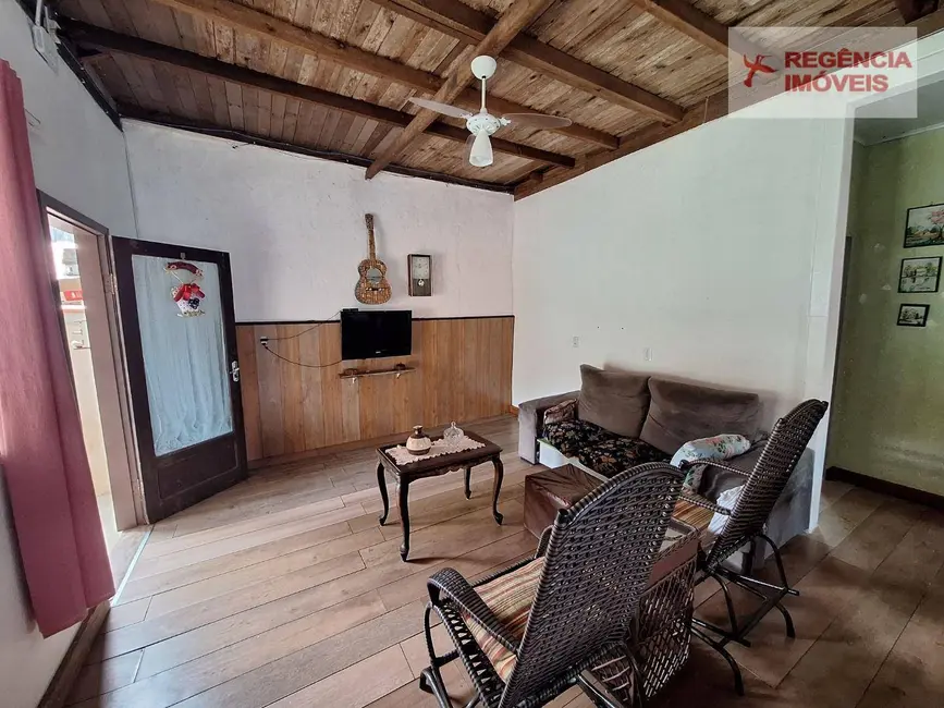 Foto 2 de Casa com 3 quartos à venda, 351m2 em Sao Francisco Do Sul - SC