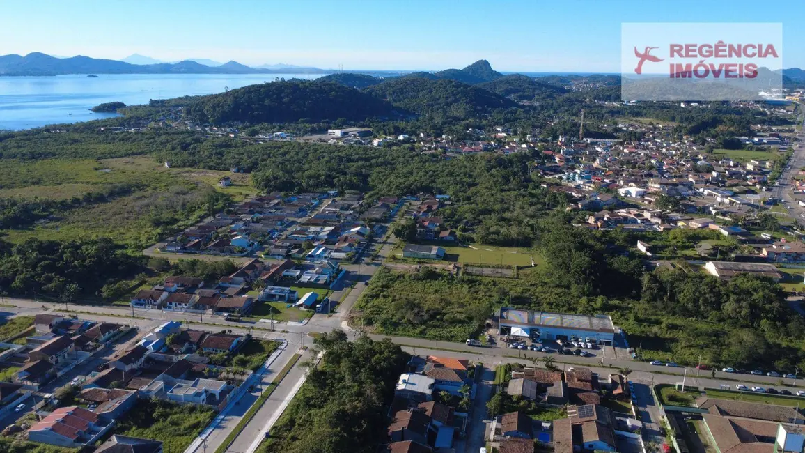 Foto 2 de Terreno / Lote à venda, 450m2 em Sao Francisco Do Sul - SC