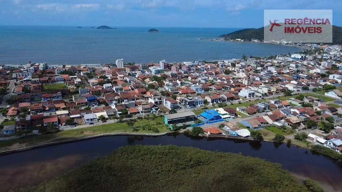 Foto 5 de Casa com 5 quartos à venda, 471m2 em Sao Francisco Do Sul - SC