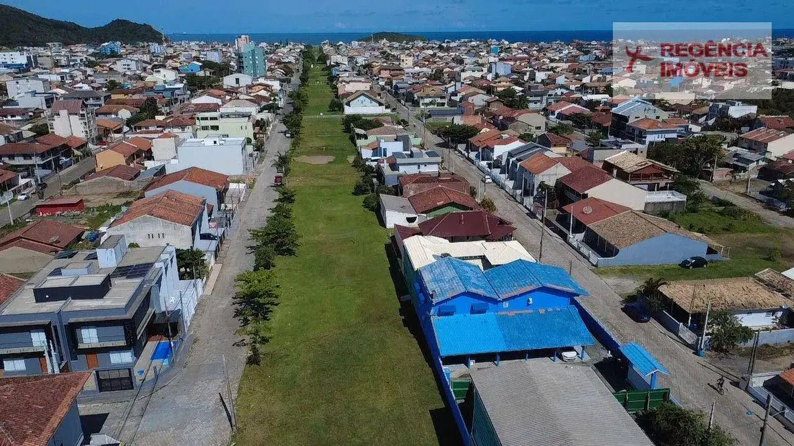 Foto 3 de Casa com 5 quartos à venda, 471m2 em Sao Francisco Do Sul - SC