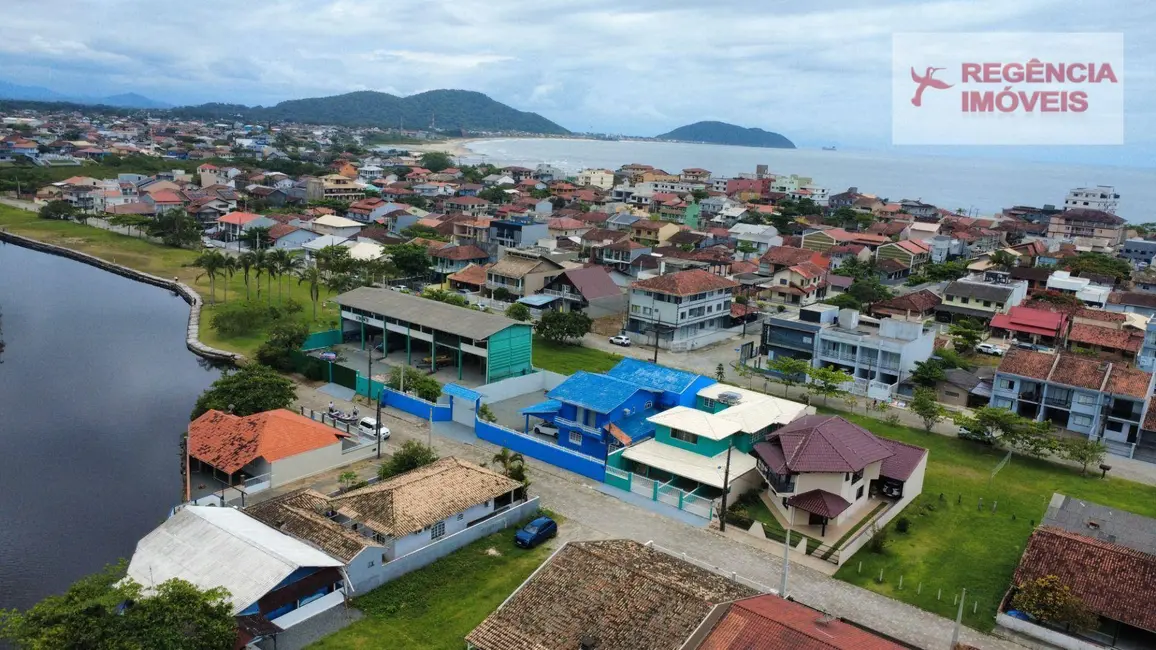 Foto 9 de Casa com 5 quartos à venda, 471m2 em Sao Francisco Do Sul - SC