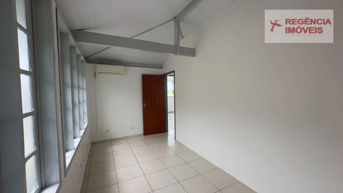 Foto 8 de Casa com 2 quartos para alugar, 100m2 em Sao Francisco Do Sul - SC
