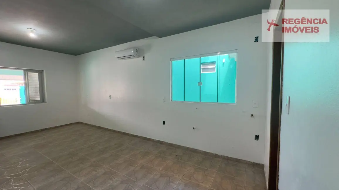 Foto 5 de Casa com 2 quartos para alugar, 80m2 em Sao Francisco Do Sul - SC