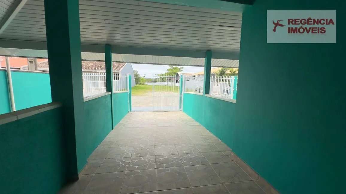 Foto 3 de Casa com 2 quartos para alugar, 80m2 em Sao Francisco Do Sul - SC