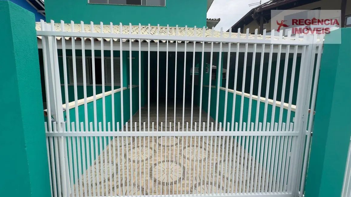 Foto 2 de Casa com 2 quartos para alugar, 80m2 em Sao Francisco Do Sul - SC