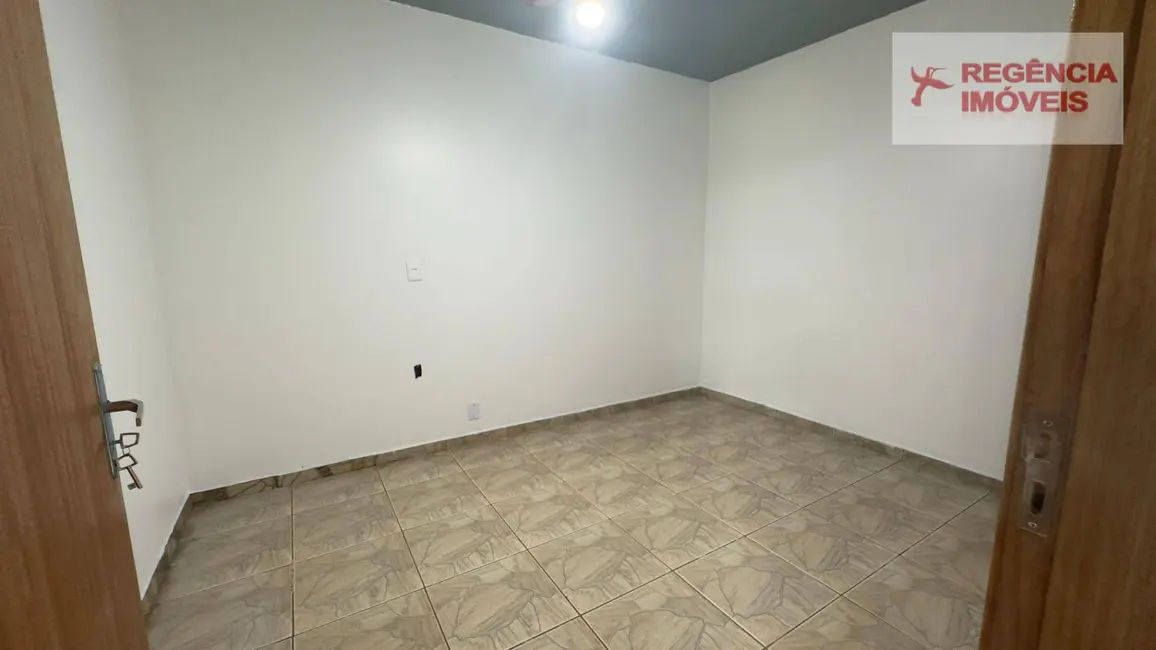 Foto 5 de Casa com 1 quarto para alugar, 100m2 em Sao Francisco Do Sul - SC