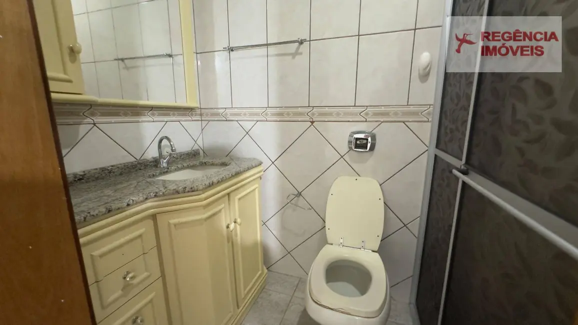 Foto 4 de Casa com 1 quarto para alugar, 100m2 em Sao Francisco Do Sul - SC