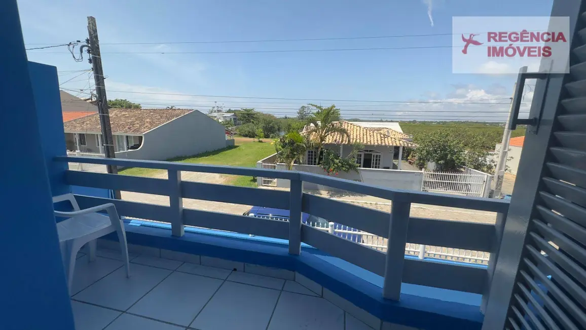 Foto 4 de Casa com 2 quartos para alugar, 100m2 em Sao Francisco Do Sul - SC