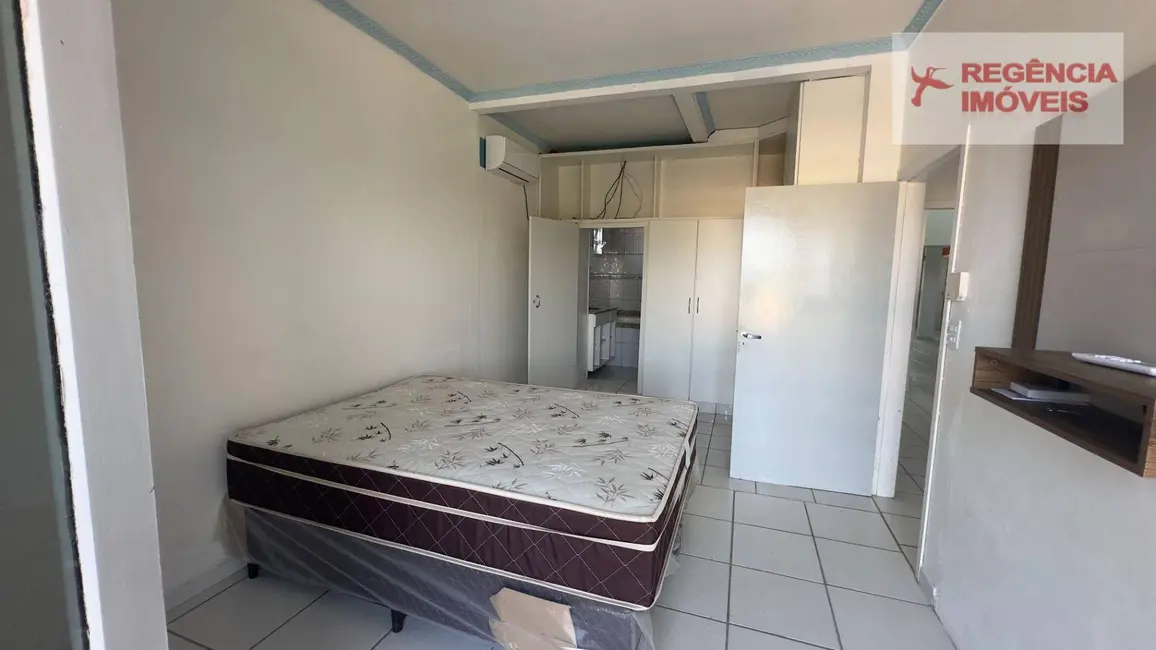 Foto 8 de Casa com 2 quartos para alugar, 100m2 em Sao Francisco Do Sul - SC
