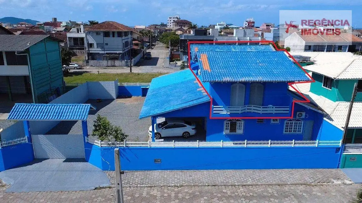 Foto 1 de Casa com 2 quartos para alugar, 100m2 em Sao Francisco Do Sul - SC