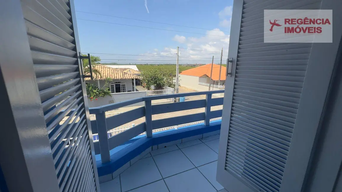 Foto 6 de Casa com 2 quartos para alugar, 100m2 em Sao Francisco Do Sul - SC