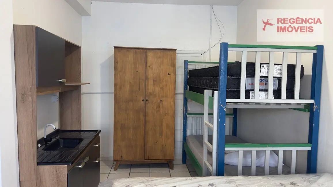 Foto 3 de Casa com 1 quarto para alugar, 60m2 em Sao Francisco Do Sul - SC