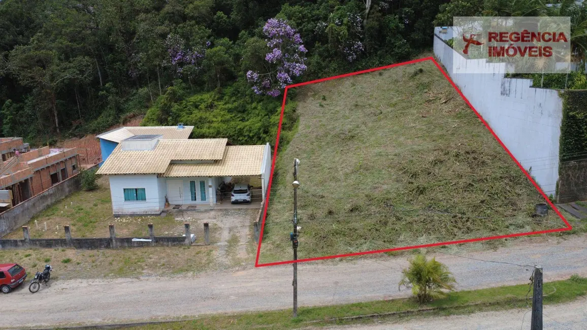 Foto 2 de Terreno / Lote à venda, 600m2 em Sao Francisco Do Sul - SC