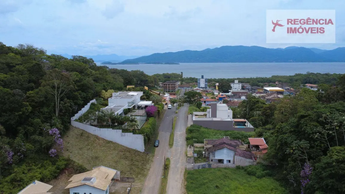 Foto 3 de Terreno / Lote à venda, 600m2 em Sao Francisco Do Sul - SC