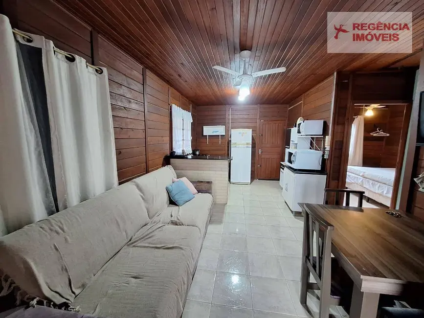 Foto 2 de Casa com 2 quartos à venda, 253m2 em Sao Francisco Do Sul - SC