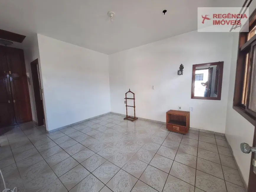 Foto 4 de Apartamento com 3 quartos para alugar, 140m2 em Sao Francisco Do Sul - SC