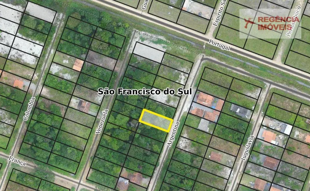 Foto 1 de Terreno / Lote à venda, 360m2 em Sao Francisco Do Sul - SC