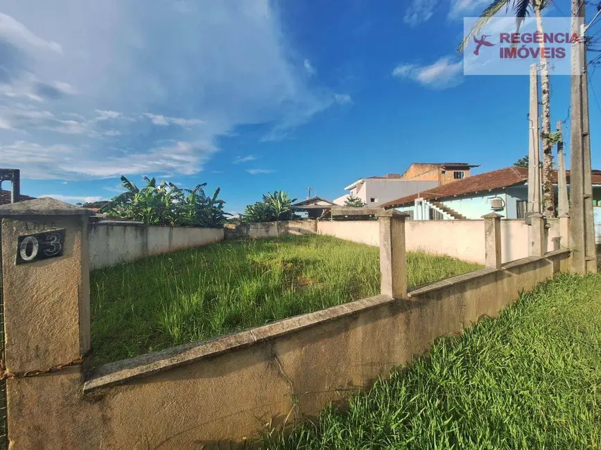 Foto 1 de Terreno / Lote à venda, 324m2 em Sao Francisco Do Sul - SC