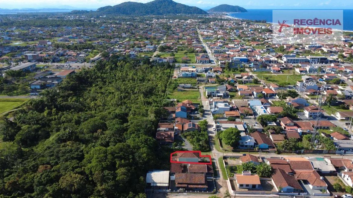 Casa com 4 quartos à venda, 253m2 em Sao Francisco Do Sul - SC - imagem 7 Foto 7 de Casa com 4 quartos à venda, 253m2 em Sao Francisco Do Sul - SC