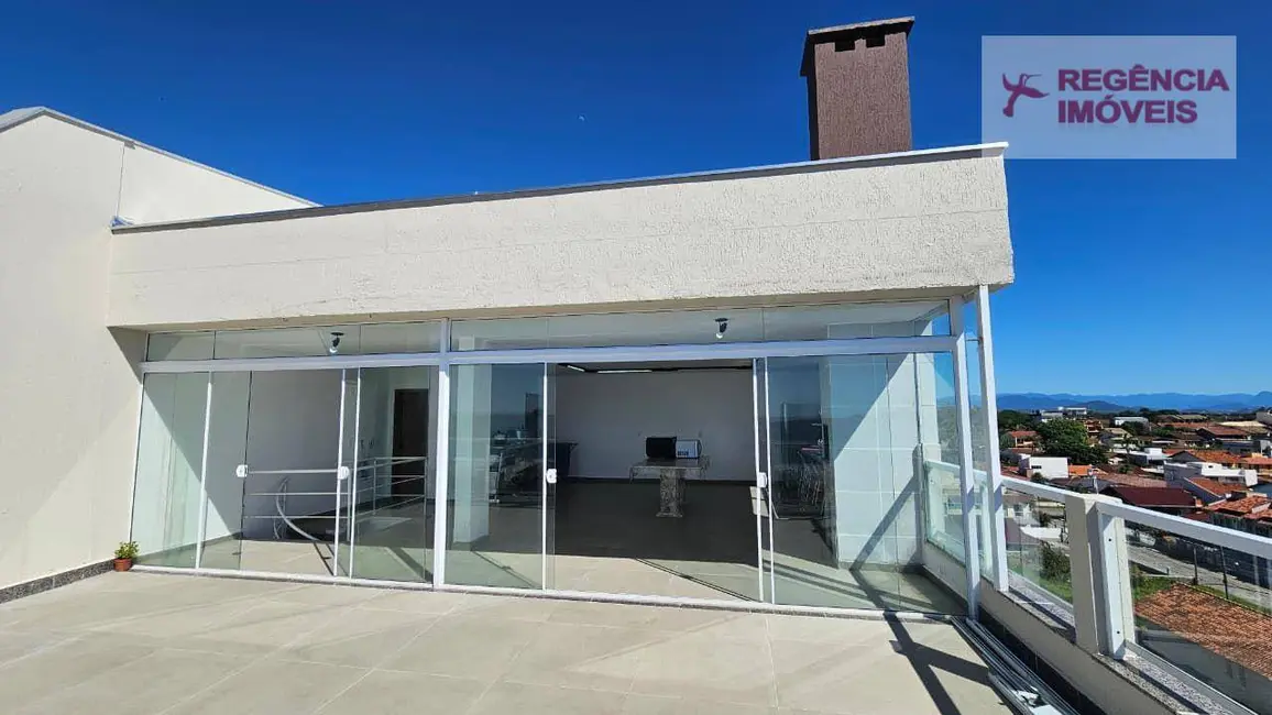 Foto 7 de Cobertura com 3 quartos para alugar, 200m2 em Sao Francisco Do Sul - SC