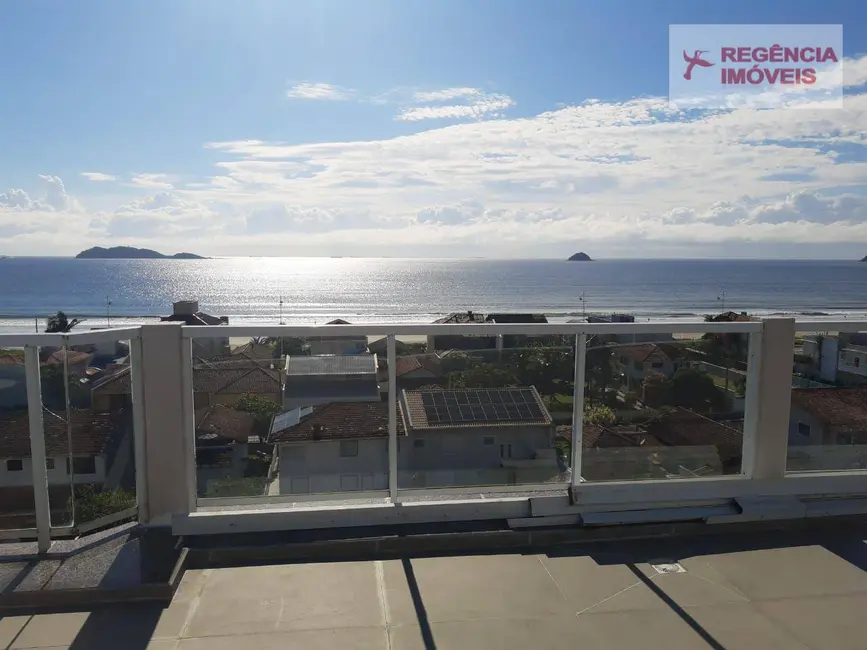 Foto 1 de Cobertura com 3 quartos para alugar, 200m2 em Sao Francisco Do Sul - SC