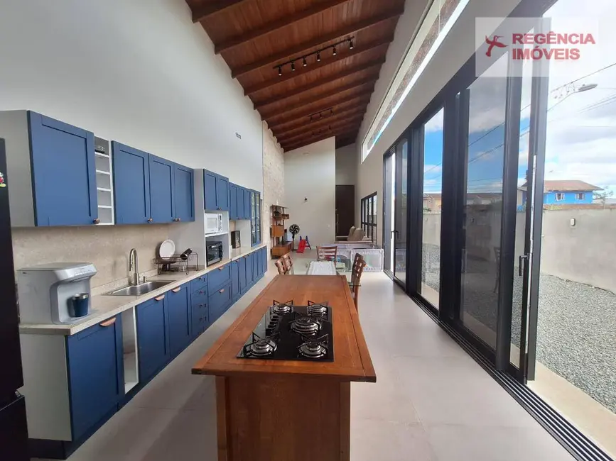 Foto 1 de Casa com 4 quartos à venda, 444m2 em Sao Francisco Do Sul - SC