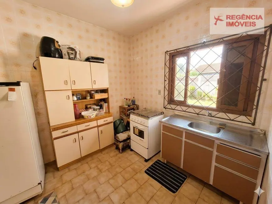 Casa com 3 quartos à venda, 312m2 em Sao Francisco Do Sul - SC - imagem 5 Foto 5 de Casa com 3 quartos à venda, 312m2 em Sao Francisco Do Sul - SC