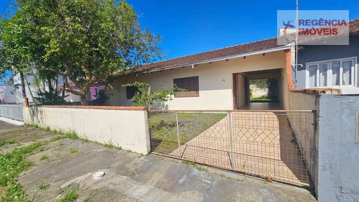 Foto 1 de Casa com 3 quartos à venda, 312m2 em Sao Francisco Do Sul - SC