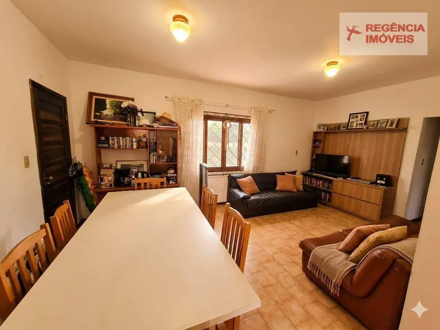 Casa com 3 quartos à venda, 312m2 em Sao Francisco Do Sul - SC - imagem 4 Foto 4 de Casa com 3 quartos à venda, 312m2 em Sao Francisco Do Sul - SC