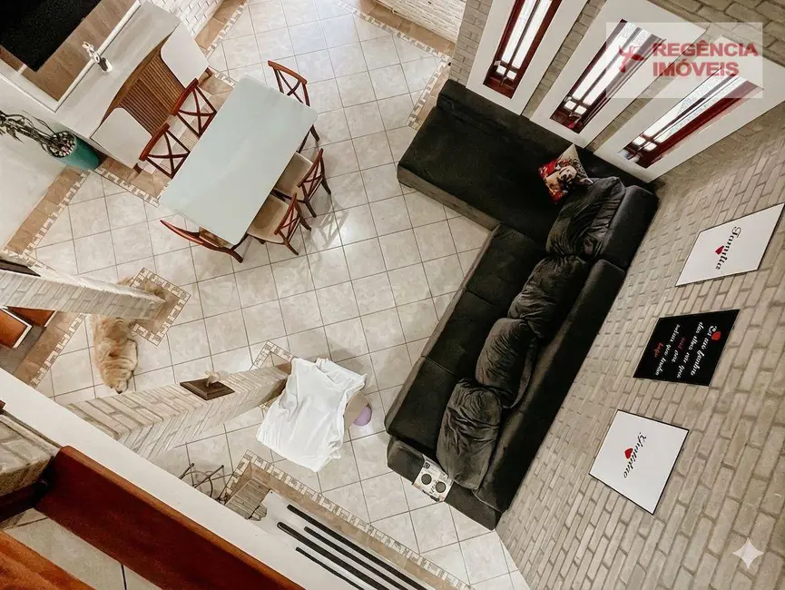 Foto 3 de Casa com 4 quartos à venda e para alugar, 312m2 em Ubatuba, Sao Francisco Do Sul - SC