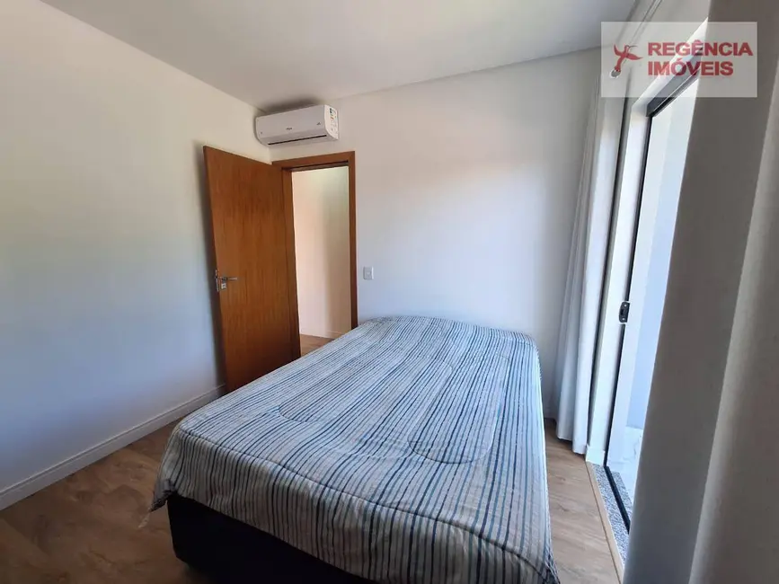 Foto 7 de Casa com 3 quartos à venda, 130m2 em Sao Francisco Do Sul - SC