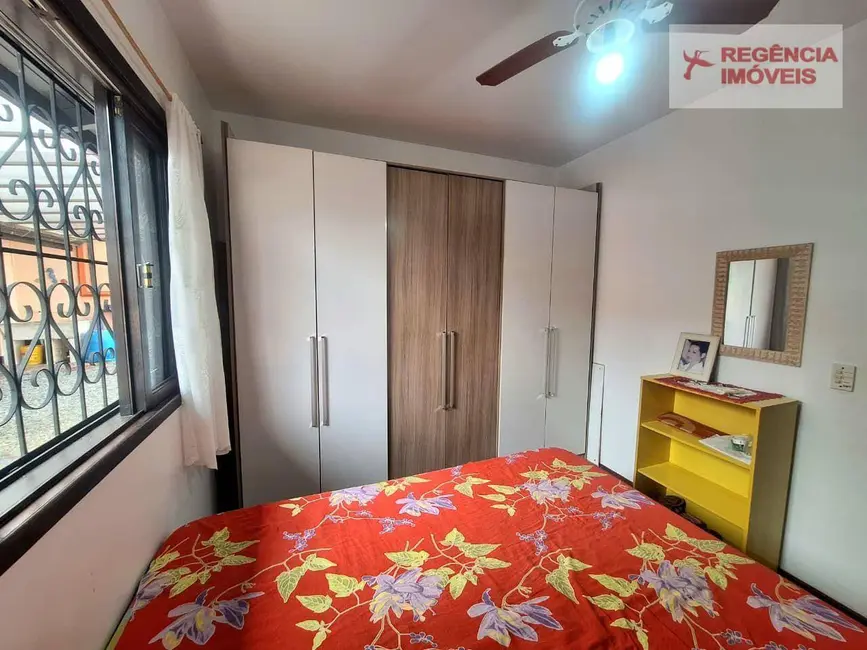 Foto 9 de Casa com 4 quartos à venda, 412m2 em Ubatuba, Sao Francisco Do Sul - SC