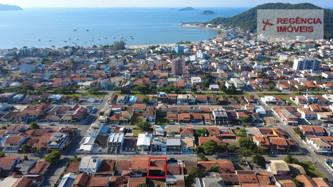 Foto 1 de Casa com 4 quartos à venda, 252m2 em Sao Francisco Do Sul - SC