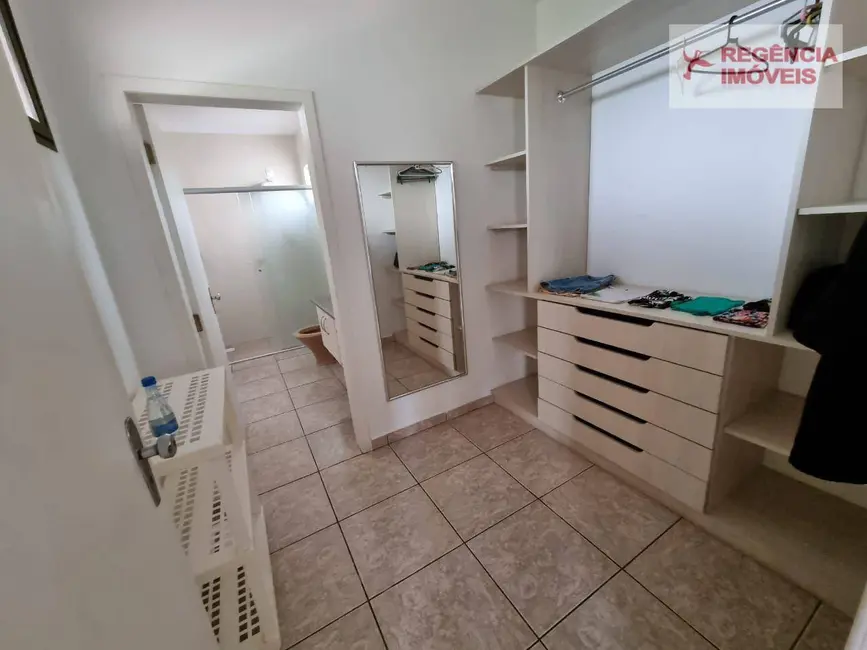 Foto 8 de Casa com 4 quartos à venda, 252m2 em Sao Francisco Do Sul - SC